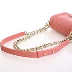 مملوكة مسبقًا حقيبة شانيال بوي كافيار صغيرة زهرية