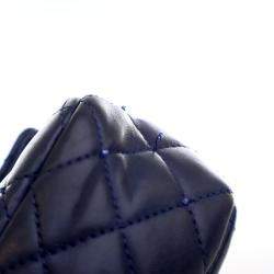 Pre Owned حقيبة شانيل فلاب مستطيلة صغيرة من جلد الخروف مزينة بالكريستالات باللون الأزرق