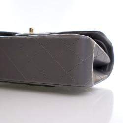 Pre Owned حقيبة فلاب مزدوجة كلاسيكية صغيرة من شانيل جلد الحمل الرمادي