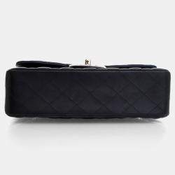 مملوكة مسبقًا Chanel Small Black Lambskin Classic Double Flap Bag