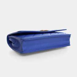 Pre Owned محفظة شانييل بوي جلود حمل أزرق بسلسلة