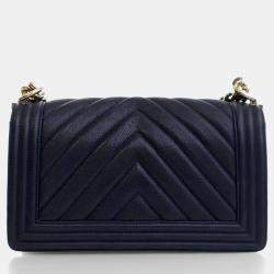 مملوكة مسبقًا Chanel Medium Navy Caviar Chevron Boy Bag