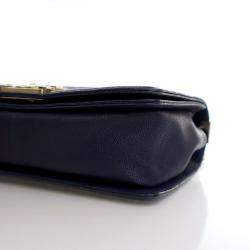 مملوكة مسبقًا Chanel Medium Navy Caviar Chevron Boy Bag