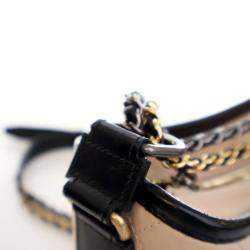 مملوكة مسبقًا Chanel Small Beige Aged Calfskin Gabrielle Bag