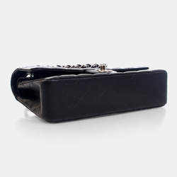 Pre Owned حقيبة شانيال كلاسيك قلاب مزدوج جلد حبيبي أسود متوسط