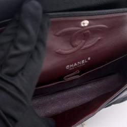 Pre Owned حقيبة شانيال كلاسيك قلاب مزدوج جلد حبيبي أسود متوسط