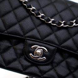 Pre Owned حقيبة شانيال كلاسيك قلاب مزدوج جلد حبيبي أسود متوسط