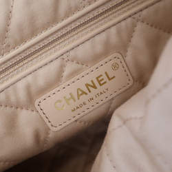 مملوكة مسبقًا حقيبة شانيل 22 هوبو جلد ماعز أبيض صغير