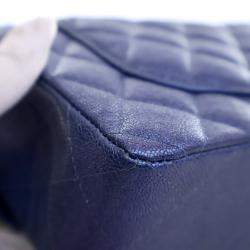 Pre Owned حقيبة شانيل كلاسيكية صغيرة قلاب مزدوج جلد كافيار