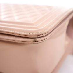 مملوكة مسبقًا Chanel Medium Glazed Calfskin Boy Bag