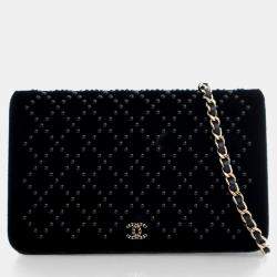 مملوكة مسبقًا Chanel Velvet Embellished Wallet On Chain (WOC)