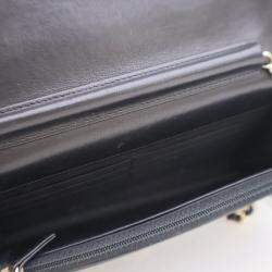 مملوكة مسبقًا Chanel Velvet Embellished Wallet On Chain (WOC)