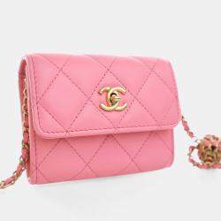 Pre Owned حقيبة كلتش شانيل ميني جلد خروف وردي بيرل كرش بسلسلة