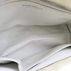 Pre Owned حقيبة يد شانيل تايمليس مبطن جلد أبيض عتيق