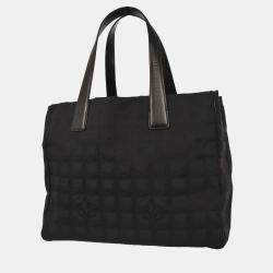 مملوكة مسبقًا حقيبة يد شانيل ترافل لاين جاكار نايلون سوداء