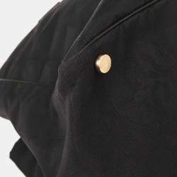 مملوكة مسبقًا حقيبة يد شانيل ترافل لاين جاكار نايلون سوداء