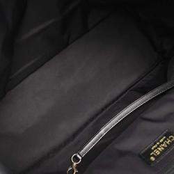 Pre Owned حقيبة يد شانيل سوداء جاكار نايلون تراڤل لاين توت