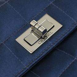 Pre Owned حقيبة شانيل بحرية ساتان مادموزيل لوك شوكو بار