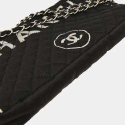 مملوكة مسبقًا حقيبة كتف شانيل جلد أسود لامع flap مستقيم