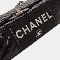 مملوكة مسبقًا Chanel Black Patent Leather Shoulder Bag