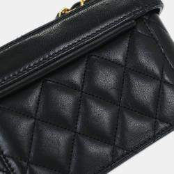 Pre Owned Chanel Black Lambskin Vanity Shoulder Bag