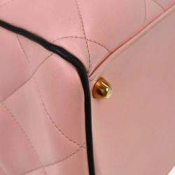 Pre Owned حقيبة شانيل وردية جلد عجل بولينغ