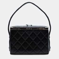 مملوكة مسبقًا Chanel Black Quilted Lambskin Leather Box Bag