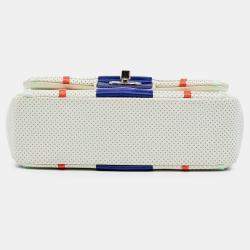 Pre Owned حقيبة شانيل كلاسيك صغيرة مستطيلة جلد خروف مثقب مطوية سدَّابة واحدة زرقاء وبيضاء