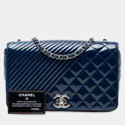 مملوكة مسبقًا حقيبة شانيل كوكو بوي بقلّاب باتنت أزرق وسط