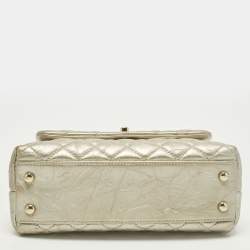 مملوكة مسبقًا حقيبة يد علوية شانيل كوكو جلد مبطن ذهبي صغير مقبض عتيق