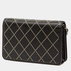 مملوكة مسبقًا Chanel Black CC Studded Goatskin Wallet On Chain