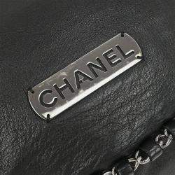 مم�لوكة مسبقًا Chanel Black Calfskin Around Chain Hobo Handbag