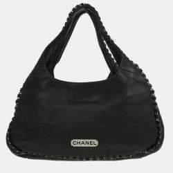 مملوكة مسبقًا Chanel Black Calfskin Around Chain Hobo Handbag