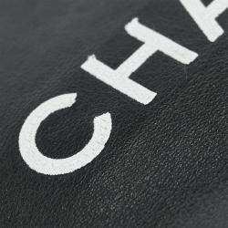 Pre Owned حقيبة يد شانيل "إيسينشال" جلد عجل سوداء