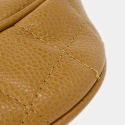 مملوكة مسبقًا حقيبة يد شانيل من جلد عجل باللون البيج