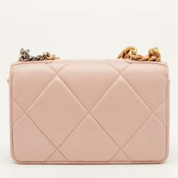 مملوكة مسبقًا Chanel 19 Flap Pink Quilted Leather Wallet On Chain