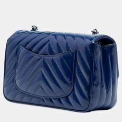Pre Owned حقيبة شانيل كلاسيك قلاب منفرد جلد براءات شيفرون مستطيلة صغيرة زرقاء