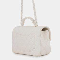 مملوكة مسبقًا حقيبة كتف سلسلة شانيل ماتلاسي علامة كوكو جلد الضأن أبيض