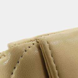Pre Owned Chanel Beige Leather Shoulder Bag