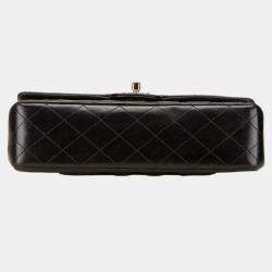 مملوكة مسبقًا حقيبة كتف سلسلة شانيل ماتيلسي علامة كوكو دابل فلاب جلد الخروف أسود