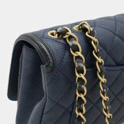 مملوكة مسبقًا Chanel Cc Filigree Coco Mark Flap Bag With Chain Shoulder In Navy Caviar Leather