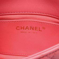 مملوكة مسبقًا حقيبة كتف شانيل ماتلاسية جلد زهري