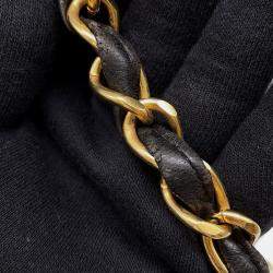 مملوكة مسبقًا Chanel Chain Shoulder Bag Matelasse 30 With Coco Mark And Lambskin Leather Dekamato Black