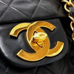 مملوكة مسبقًا Chanel Double Chain Deca Matelasse 34 2-Way Bag Shoulder Leather Black