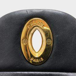 مملوكة مسبقًا حقيبة كتف شانيل سلسلة مزدوجة دكا مارك كوكو ماتيلساي 34 جلد الخروف سوداء