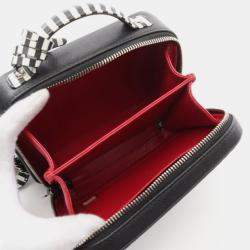 مملوكة مسبقًا حقيبة كتف شانيل سي سي فيليغري فانيتي صغيرة جلد عجل محبب أسود أبيض