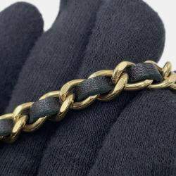 مملوكة مسبقًا محفظة بسلسلة من شانيل سلسلة موناكو مع الكو مارك جلد خروف أسود مطرز