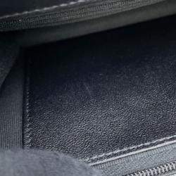 مملوكة مسبقًا محفظة بسلسلة من شانيل سلسلة موناكو مع الكو مارك جلد خروف أسود مطرز