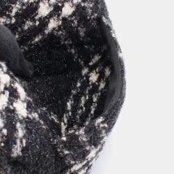 مملوكة مسبقًا Chanel Matelasse Shoulder Bag Wool Fabric Black White Gray