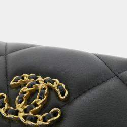 مملوكة مسبقًا حقيبة خصر شانيل 19 لاين